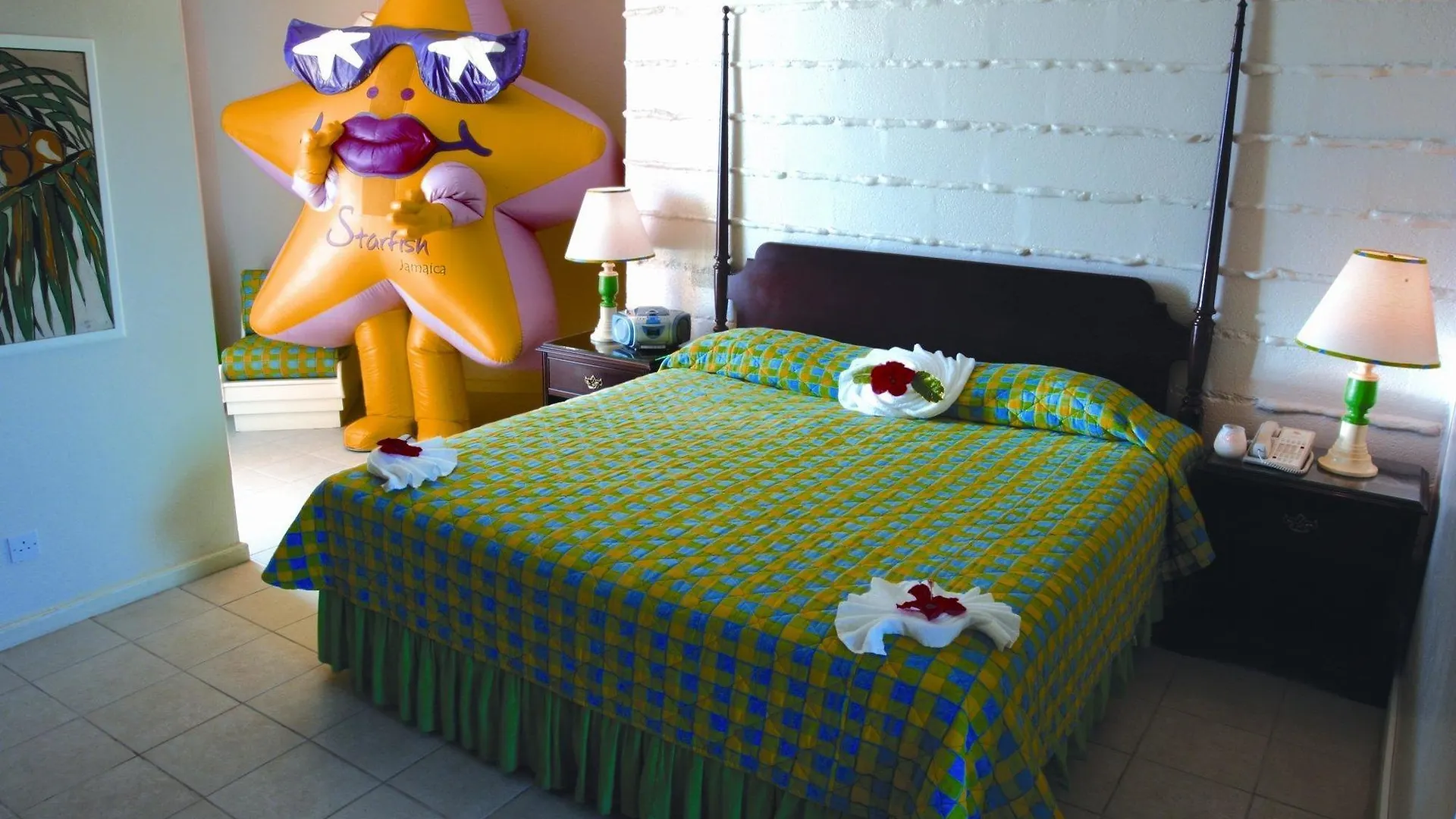 ***  Breezes Trelawny Hotel Trewlany Beach Jamaica