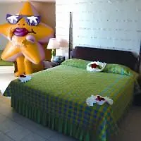 Breezes Trelawny Hotel Trewlany Beach
