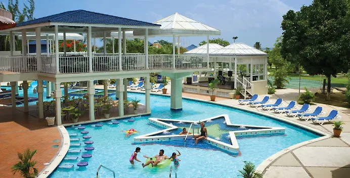 Breezes Trelawny Hotel Trewlany Beach