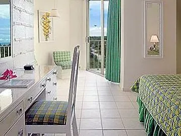 Breezes Trelawny Hotel Trewlany Beach
